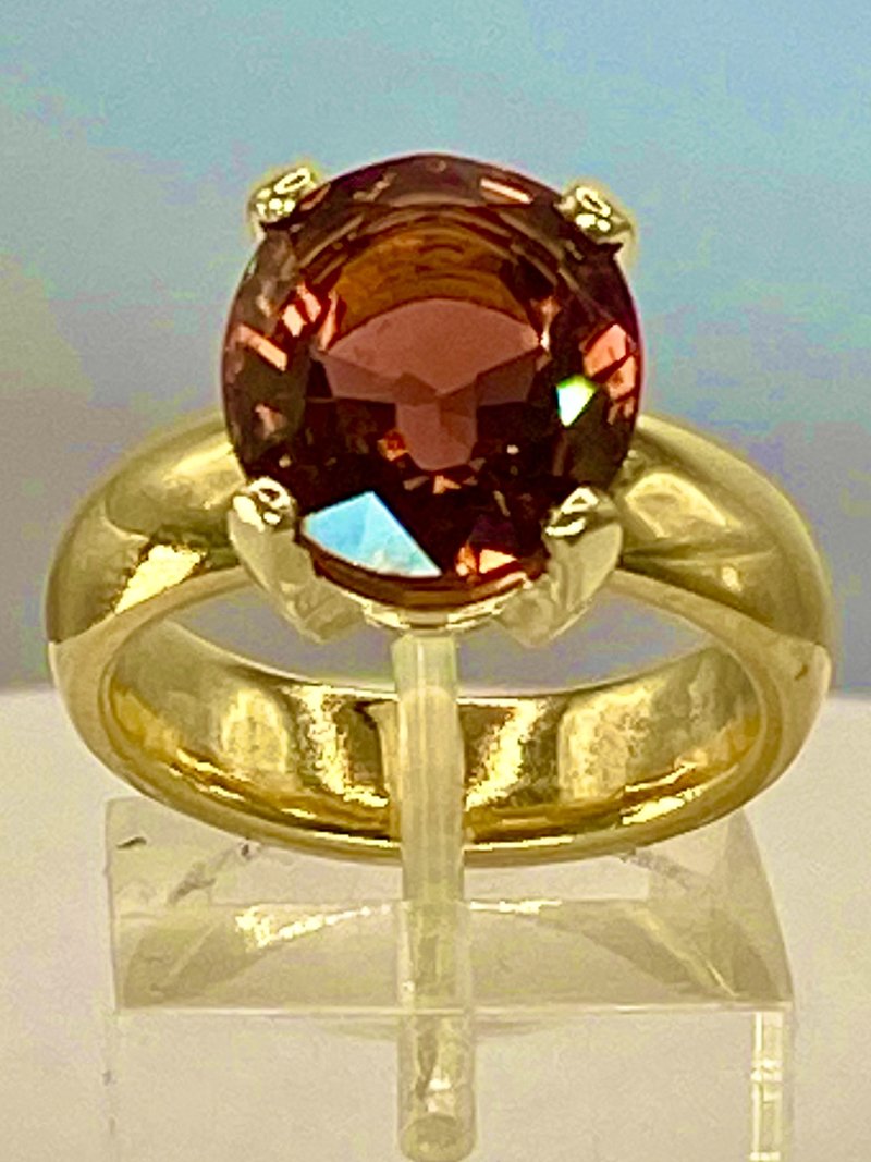 Power Ring — garnet in gold